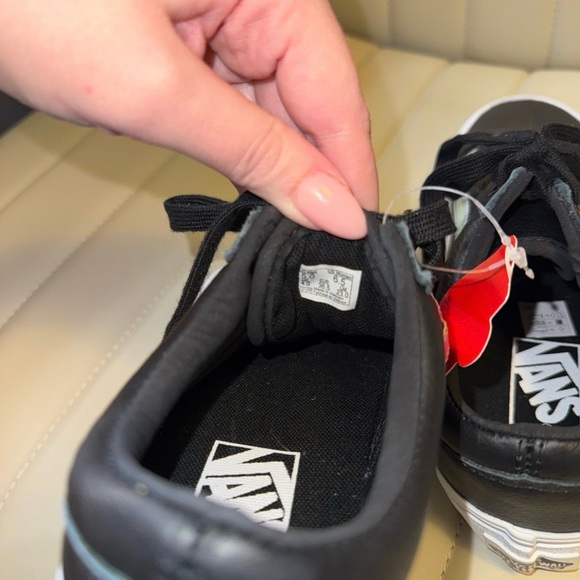 Vans Holo Sidestripe Old Skool Platform Shoes - Black / True White - Picture 6 of 6